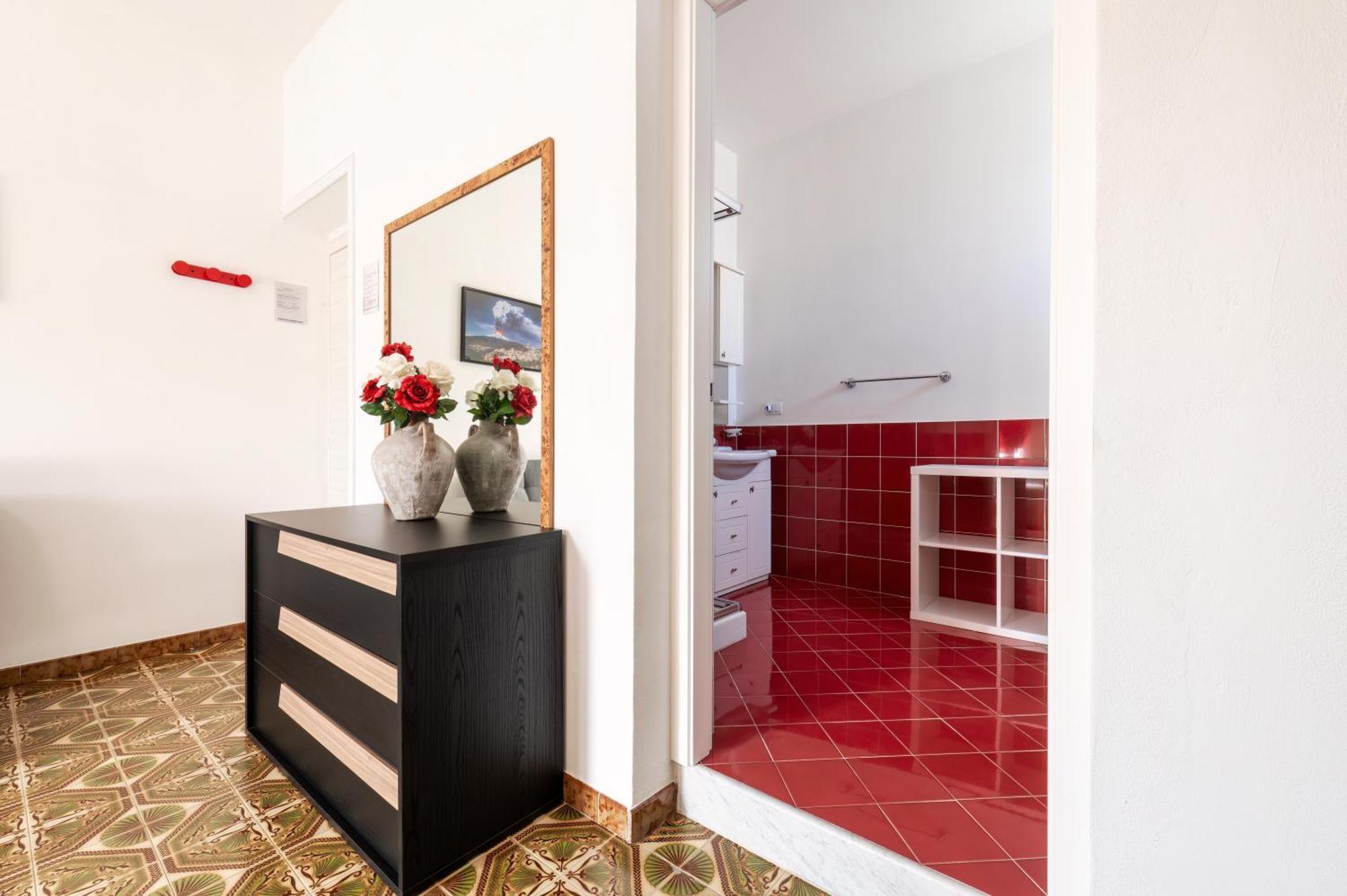 In Riva Al Mare B&B Capo dʼOrlando Buitenkant foto