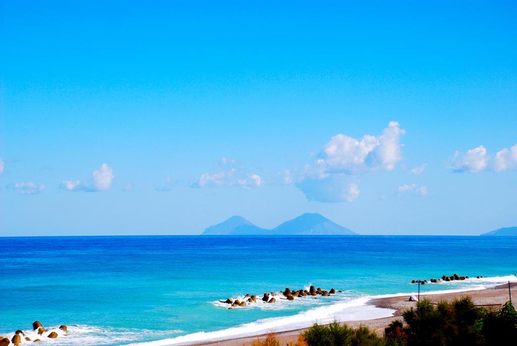 In Riva Al Mare B&B Capo dʼOrlando Kamer foto